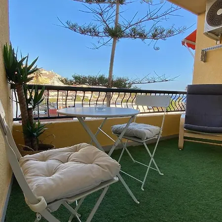 Estudio En Cristianos. Ubicacion Ideal. Apartment *