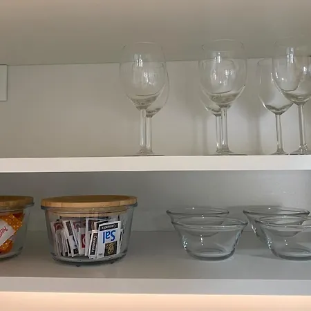 Estudio En Cristianos. Ubicacion Ideal. Apartment